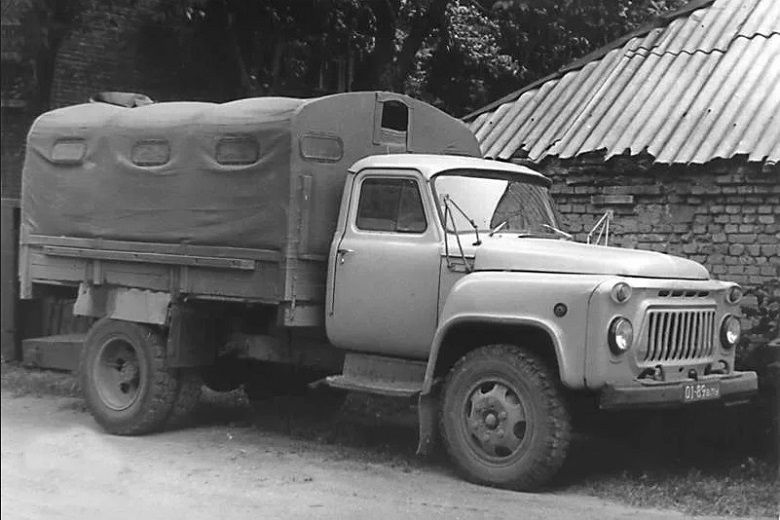 ГАЗ-52-05